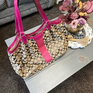 Coach shoulder purse